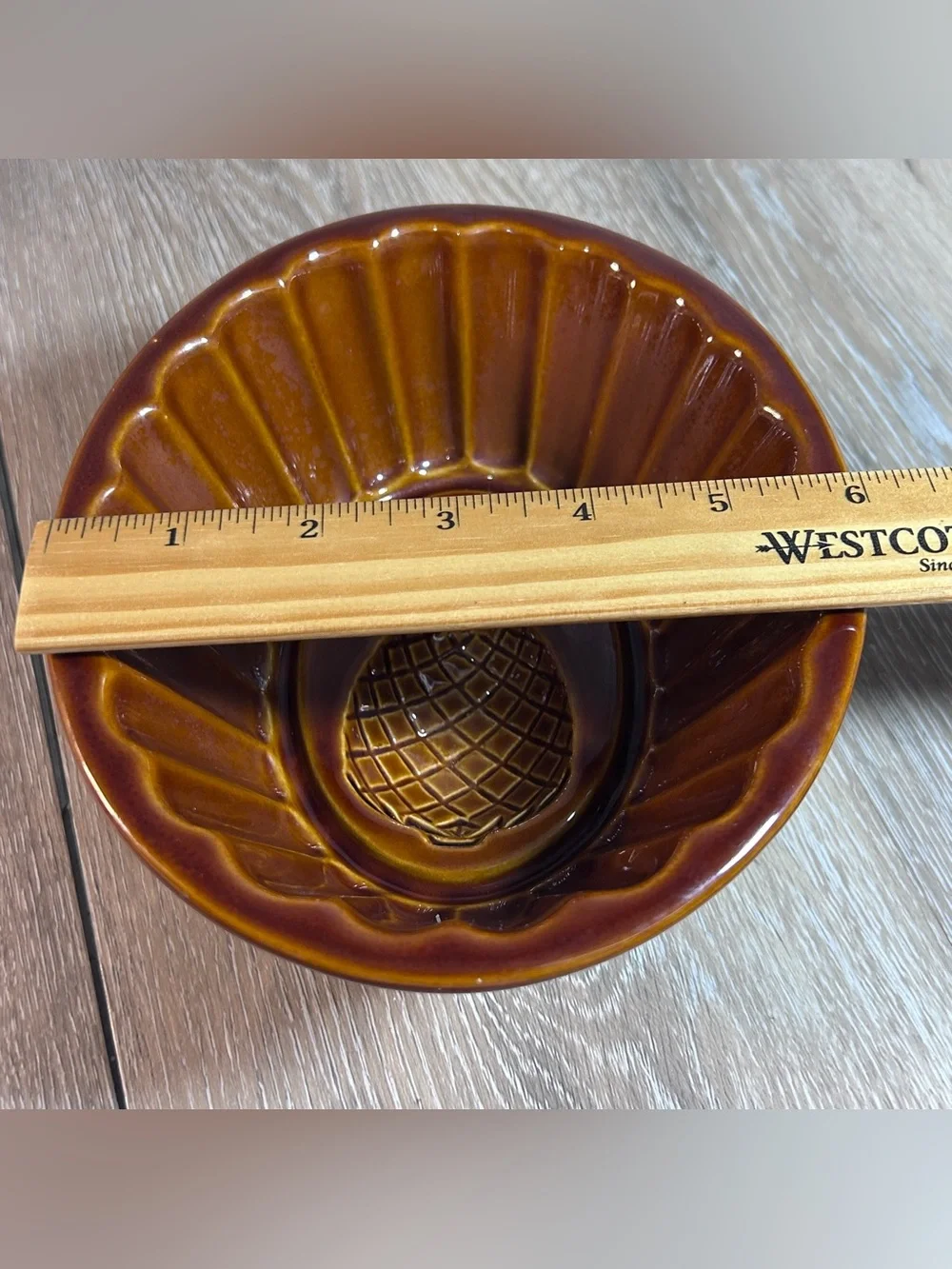 🍮 Williams Sonoma Brown Ceramic Pineapple Mold / Decorative Wall Hanging Bowl